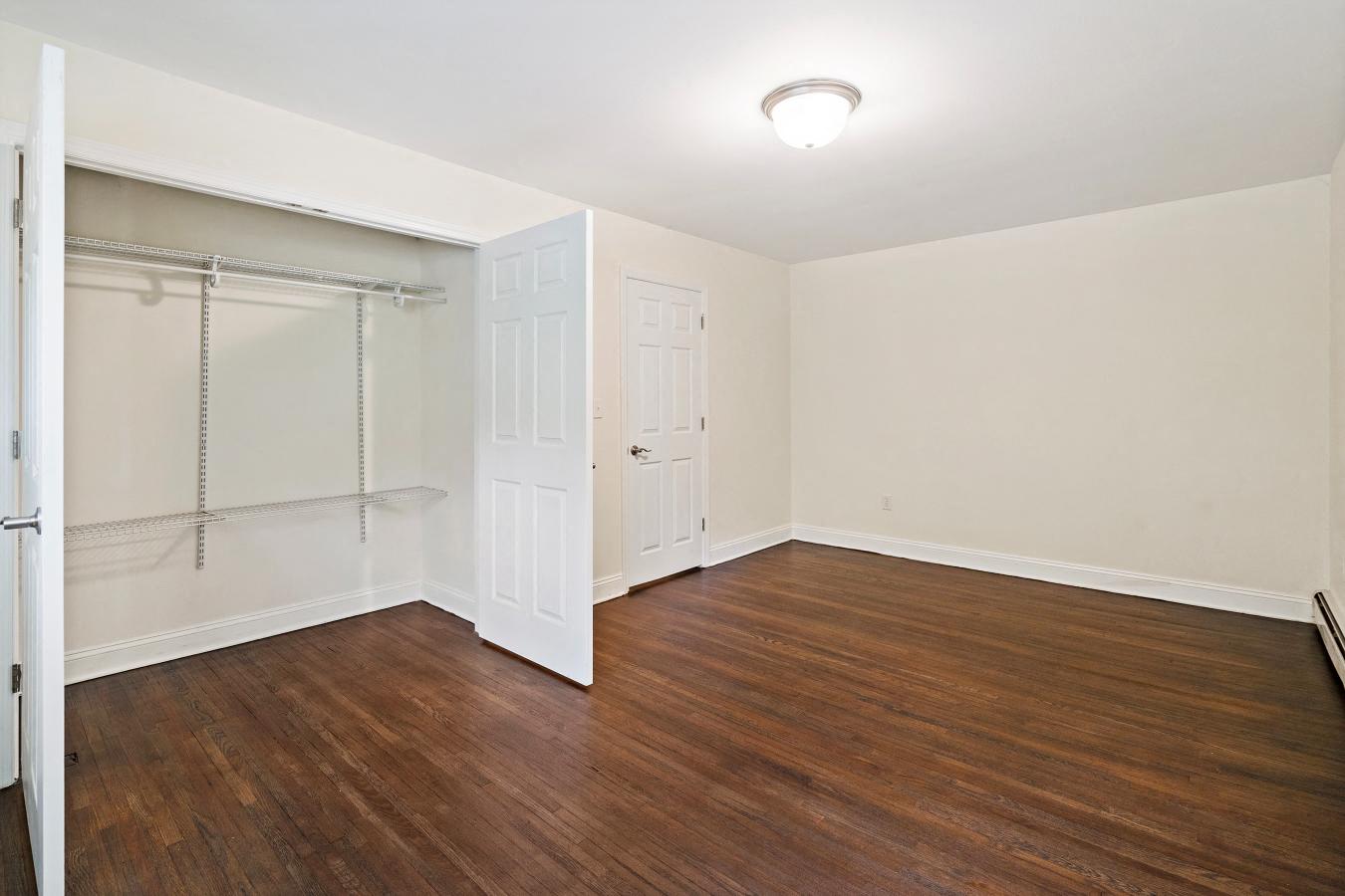 Gallery Photo 13